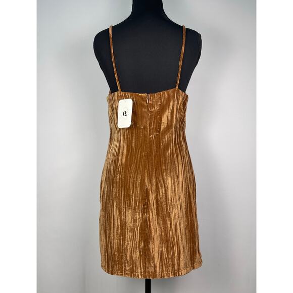 NWT Elodie Velvet Cami Mini Dress XS Clay Brown Crushed V-Neck - Picture 3 of 9